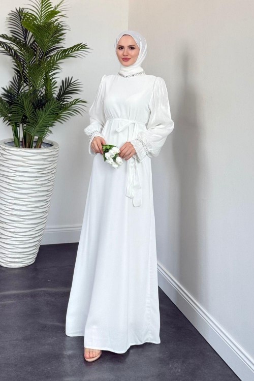 Anna Boynu ve Kolu Baget Taş İşlemeli Abiye Beyaz(KEMERSİZ)