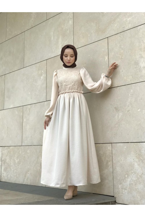 Balon Kol Beli Lastikli Güpür Detay Elbise Taş