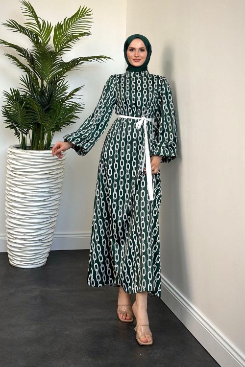 Bernatte Zincir Saten Elbise Zümrüt