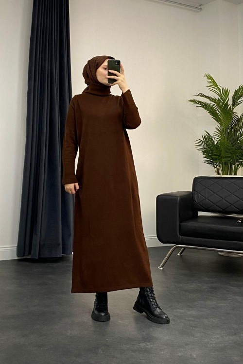 Boğazlı Triko Elbise Kahverengi