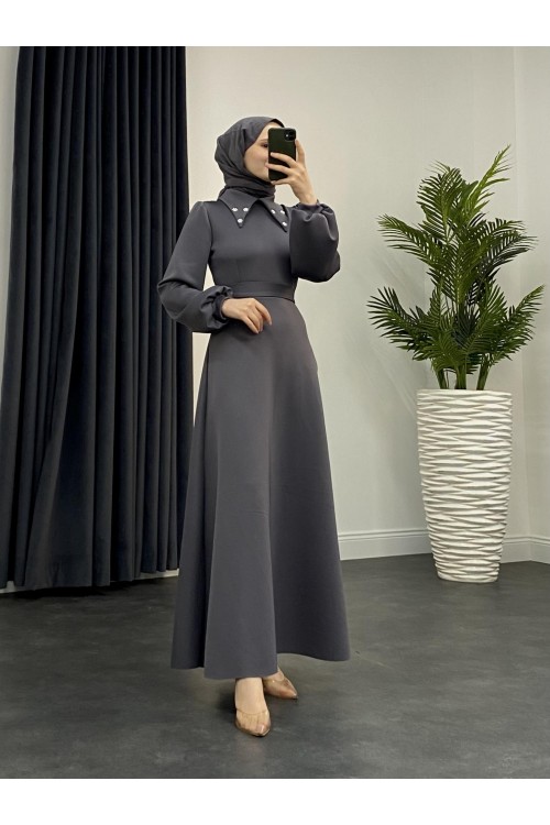 Carey Scuba Yakası Taşlı Elbise Füme