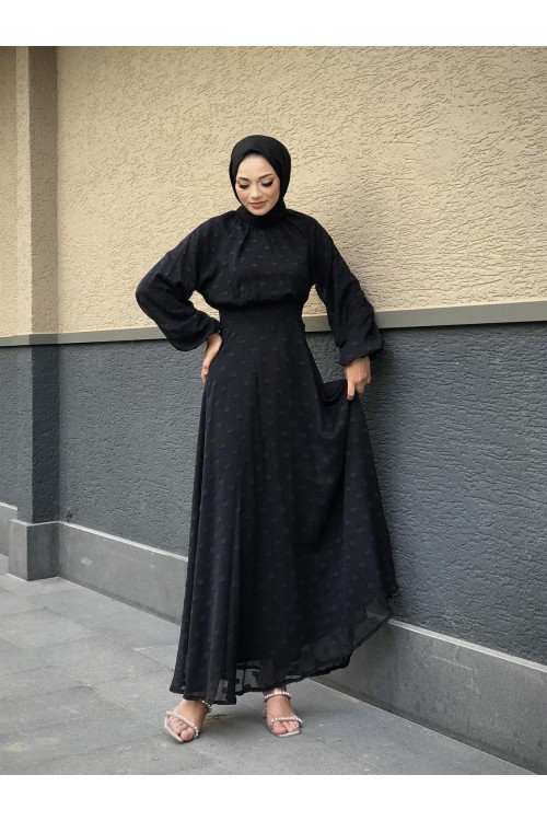 Çiçel İşlemeli Beli Kemerli Elbise Siyah