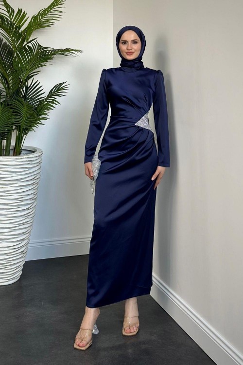 Dianora Yanı Üçgen Taşlı Saten Abiye Lacivert