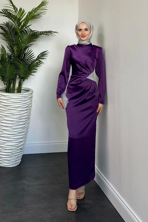 Dianora Yanı Üçgen Taşlı Saten Abiye Mor
