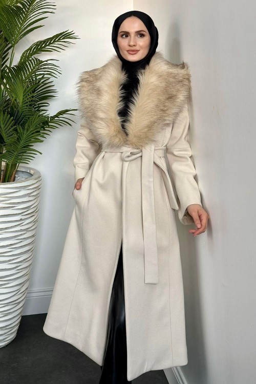 Felicia Yakası Kürklü Astarlı Kaban Krem