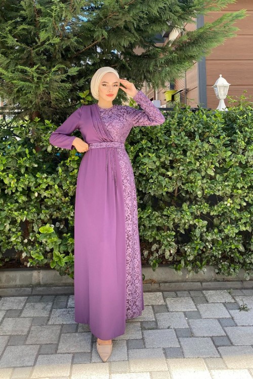 Gögsü İşlemeli Dantel Abiye Lila
