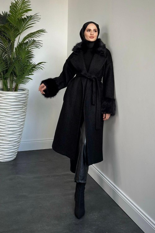 Haven Yakası Ve Kolları Kürklü Astarlı Kaşe Kaban Siyah