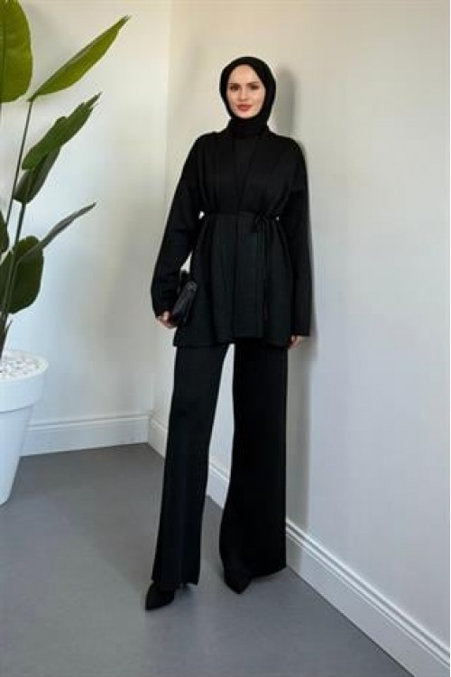 İnfinito Simli Kuşaklı Triko Takım Siyah