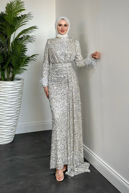 Jalen Yanı Pelerinli Payetli Balık Abiye Beyaz