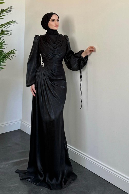 Jenika Omzu Ve Beli Taşlı Abiye Siyah