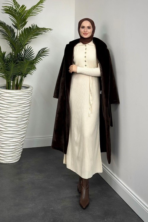 Karunika Düğmeli Seyyar Kuşak Triko Elbise Krem