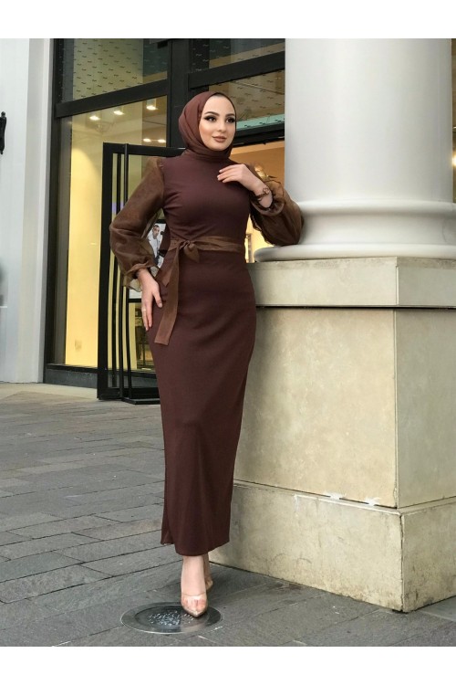 Kolu Tül Detaylı Kalem Elbise Kahverengi