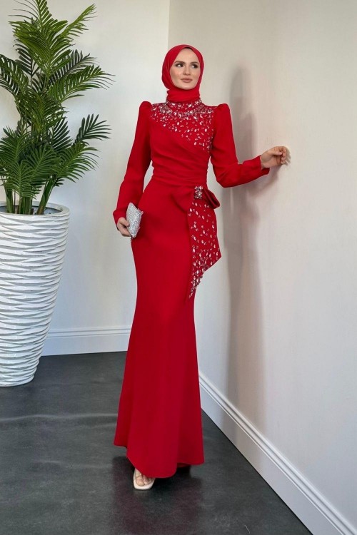 Lalissa Yandan Fiyonklu Taşlı Krep Abiye Kırmızı