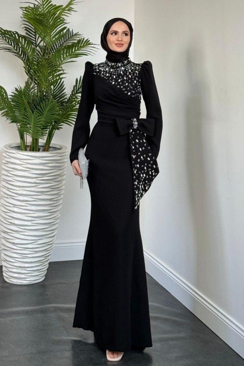 Lalissa Yandan Fiyonklu Taşlı Krep Abiye Siyah