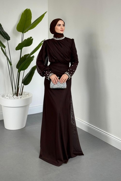 Lavrine Boynu Ve Kolu Taşlı Tül Abiye Acı Kahve