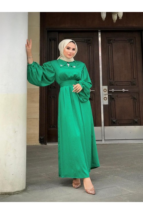 Lenta Puantiye Yakası Taşlı Elbise Yeşil