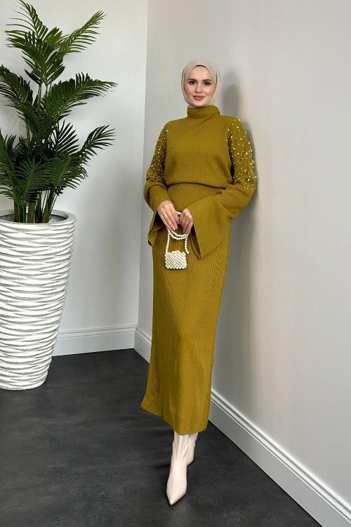 Maya Omzu İncili Triko Elbise Yağ Yeşili