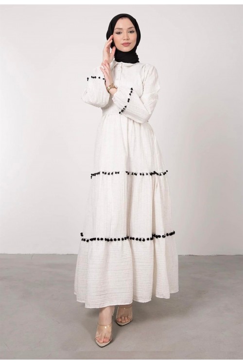 Mini Ponpon İşlemeli Tesettür Elbise Ekru