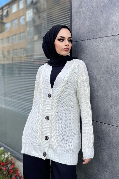 Önü Düğmeli Kısa Hırka Beyaz