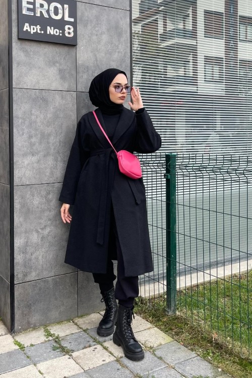 Oval Yaka Kaban Siyah