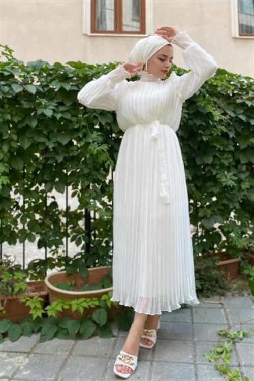 Piliseli Şifon Elbise Beyaz