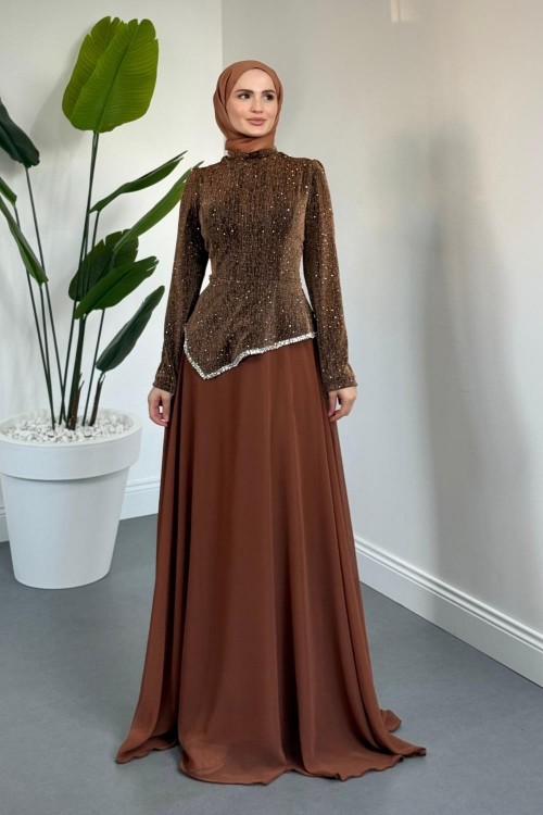 Santa Üstü Taşlı Asimetrik Kesim Abiye Karamel