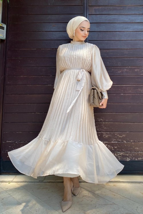 Sık Pileli Balon Kol Elbise Bej