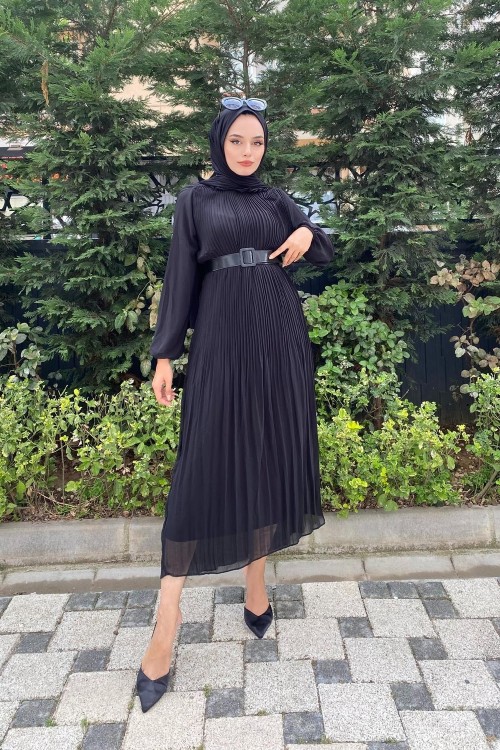 Sık Piliseli Şifon Elbise Siyah