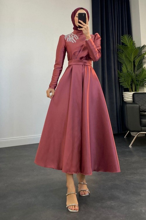 Tia Omzu Taşlı Abiye Tafta Abiye Gül Kurusu