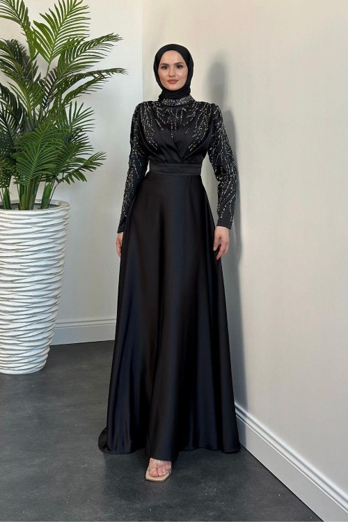 Tileda Taş Detaylı Saten Abiye Siyah