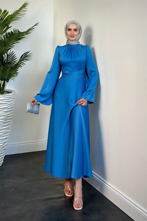 Violet İspanyol Kol Belden Bağlama Saten Elbise Gök Mavisi