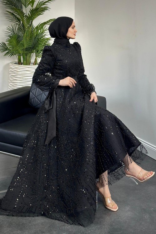 Vittoria Kolu Fiyonk Boncuk İşlemeli Abiye Siyah