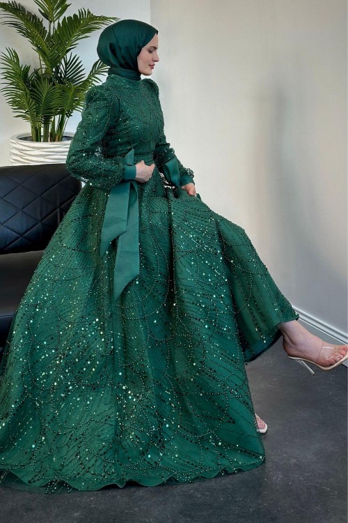 Vittoria Kolu Fiyonk Boncuk İşlemeli Abiye Zümrüt