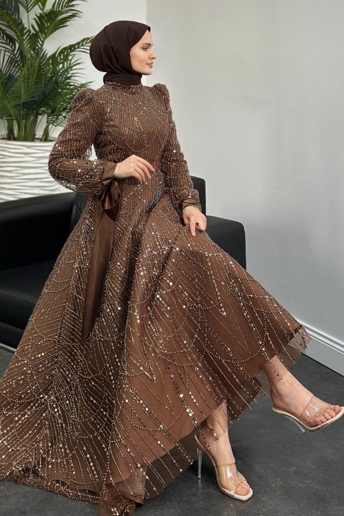 Vittoria Kolu Fiyonk Boncuk İşlemeli Abiye Kahverengi