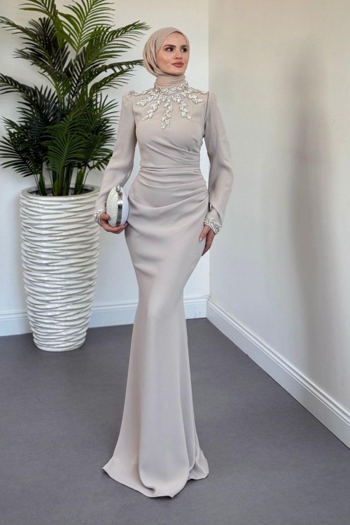 Viyola Kolu Ve Boynu Taşlı Abiye Taş