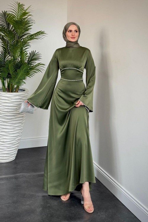 Vlasi Kolu Ve Beli Baget Taşlı Saten Abiye Haki