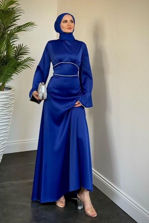 Vlasi Kolu Ve Beli Baget Taşlı Saten Abiye Sax