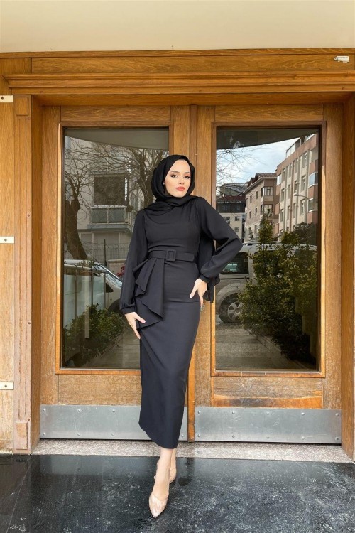 Yanı Fırfırlı Kemerli Krep Elbise Siyah
