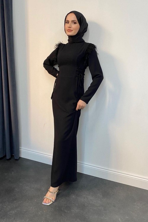 Yolanta Omzu Tüylü Abiye Siyah